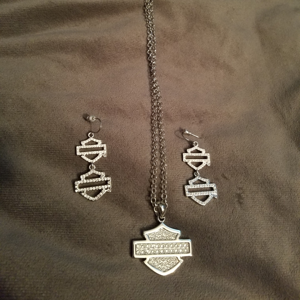 NEW Harley Davidson necklace and earrings